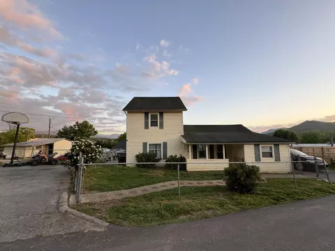 141 English St, Newport, TN 37821