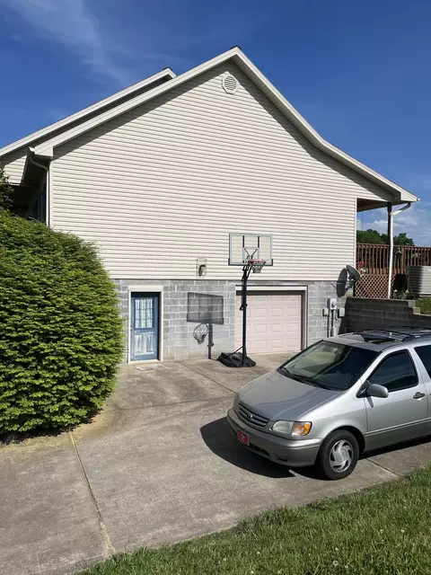 111 Courtney Rd, Talbott, TN 37877 photo 10