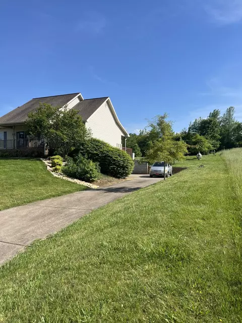 111 Courtney Rd, Talbott, TN 37877 photo 9