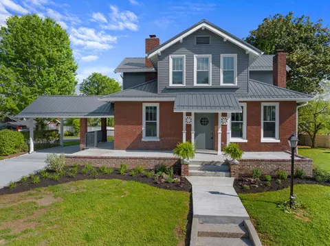 819 W 2nd North St, Morristown, TN 37814