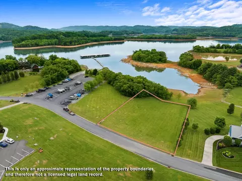 6022 Paradise Dr, Mooresburg, TN 37811