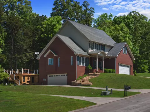 Exterior - 2391 Boat Dock Rd, Talbott, TN 37877 photo 9 of 11