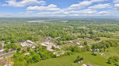 3214 Robin Rd, White Pine, TN 37890 photo 17