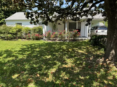 2205 Magnolia Ave, Morristown, TN 37814