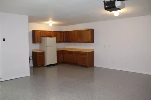 Kitchen - 7270 Sweetbriar Drive Dr, Talbott, TN 37877 photo 7 of 9