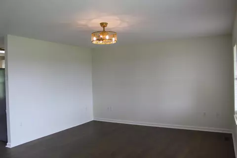 Living - 7270 Sweetbriar Drive Dr, Talbott, TN 37877 photo 3 of 3