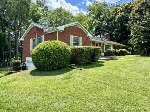 4432 Old Lowland Road Rd, Morristown, TN 37813