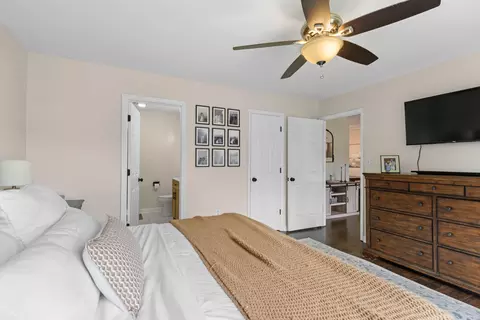 Bedroom - 1710 Allen Rd, Talbott, TN 37877 photo 2 of 4