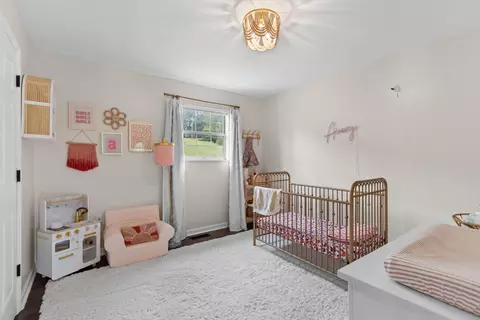 Bedroom - 1710 Allen Rd, Talbott, TN 37877 photo 3 of 4