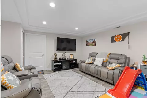 Living - 1710 Allen Rd, Talbott, TN 37877 photo 2 of 2