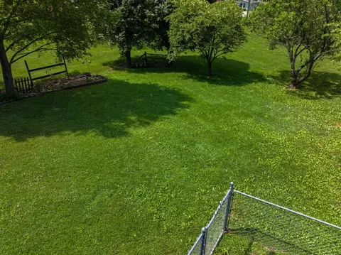 Exterior - 6916 Westgate Cir, Talbott, TN 37877 photo 8 of 13