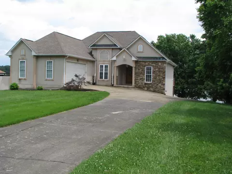 1576 Smoky View Dr, Dandridge, TN 37725