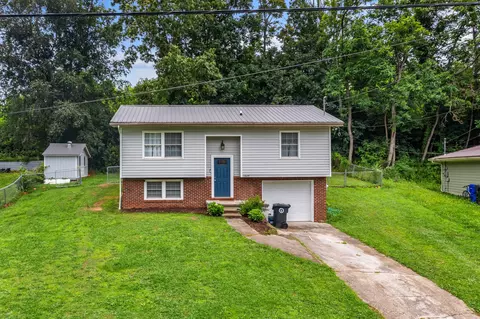 1624 Shields Dr, Morristown, TN 37814