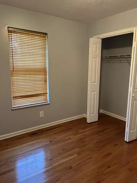 Bedroom - 502 Alpine Cir, Talbott, TN 37877 photo 4 of 7