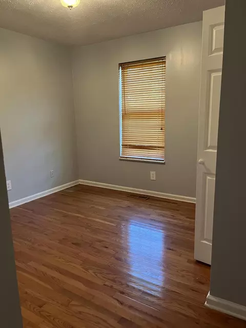Bedroom - 502 Alpine Cir, Talbott, TN 37877 photo 3 of 7