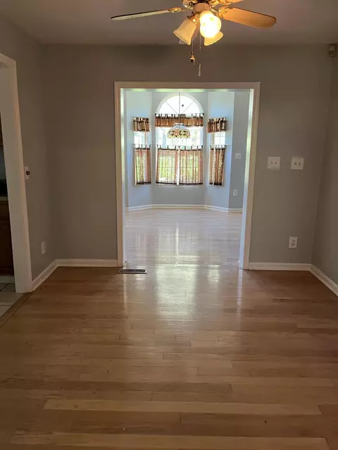 Dining - 502 Alpine Cir, Talbott, TN 37877 photo 1 of 1