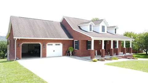 1825 Blue Top Road Rd, Tazewell, TN 37879