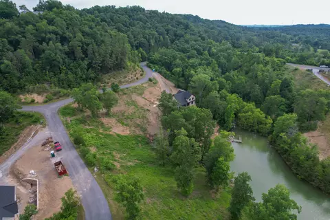 lot43 Stone Bridge Dr, Dandridge, TN 37725