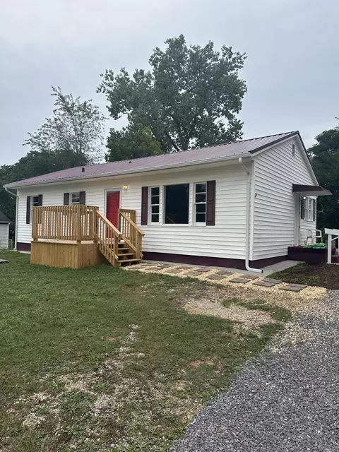1117 Carmichael St, Morristown, TN 37814