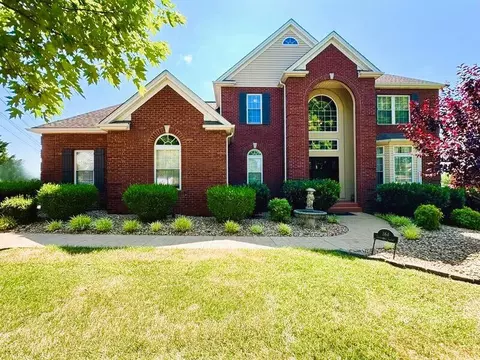 364 Yorkshire Ct, Morristown, TN 37814