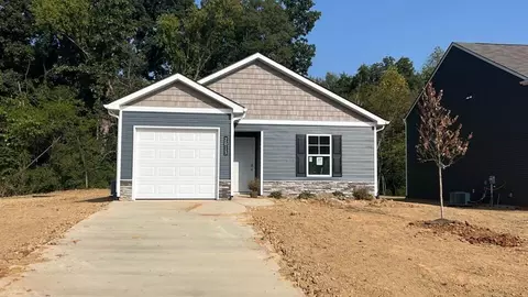 2013 Southwood Cir, Morristown, TN 37814