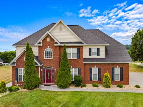 445 Berkeley Drive Dr, Morristown, TN 37814