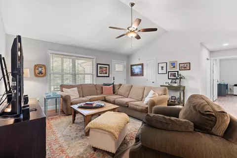 466 Barbara Dr, Talbott, TN 37877 photo 4