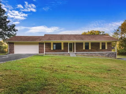 1624 Elgin Dr, Morristown, TN 37814