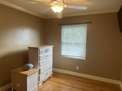 Bedroom - 6404 Clover Ln, Talbott, TN 37877 photo 3 of 4