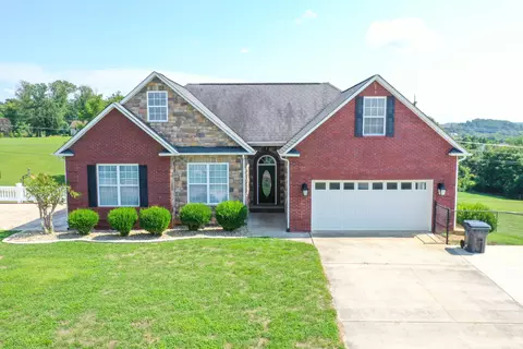 2650 Plantation Dr, Russellville, TN 37860