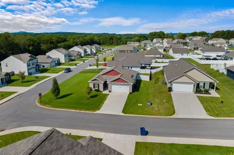 View/Area - 704 Noah St, Talbott, TN 37877 photo 2 of 2
