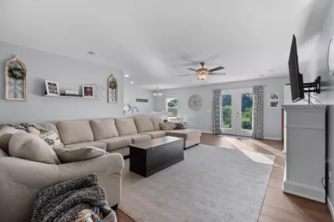 865 Greene Meadow Dr, Talbott, TN 37877 photo 5