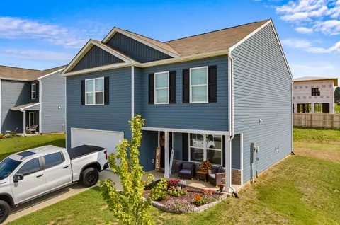 5008 Elm Brk Rd, Dandridge, TN 37725