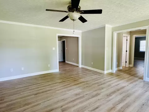 Living - 8122 Robert Watkins Rd, Talbott, TN 37877 photo 3 of 8
