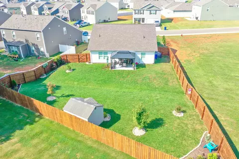View/Area - 909 Erica Drive Dr, Talbott, TN 37877 photo 5 of 8