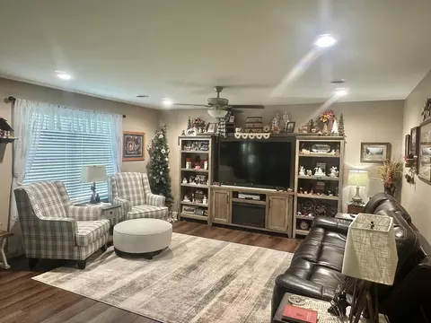 Living - 909 Erica Drive Dr, Talbott, TN 37877 photo 1 of 1