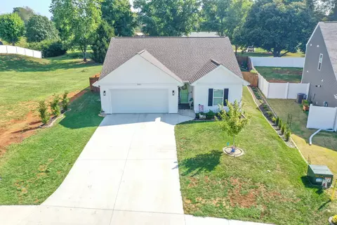 View/Area - 909 Erica Drive Dr, Talbott, TN 37877 photo 2 of 8