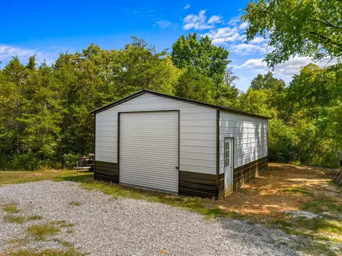 626 N White Pine Rd, Talbott, TN 37877 photo 3