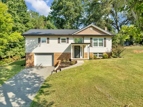 1984 Dove St, Morristown, TN 37814