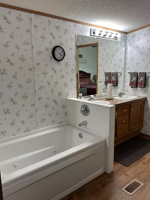 752 Copper Ridge Rd, Eidson, TN 37731 photo 14