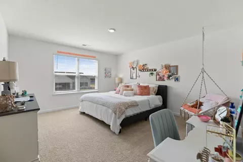 Bedroom - 1220 Cole Dr, Talbott, TN 37877 photo 3 of 8