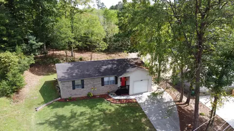 1616 Shields Dr, Morristown, TN 37814