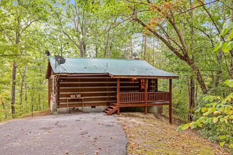 3040 Patty View Way, Sevierville, TN 37862