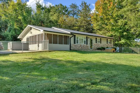 162 Elizabeth St, Bean Station, TN 37708