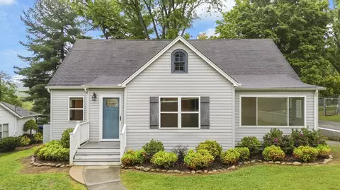 21102112 Eastview Ave, Jefferson City, TN 37760