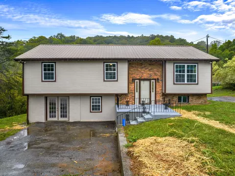 1940 Main St, Sneedville, TN 37869
