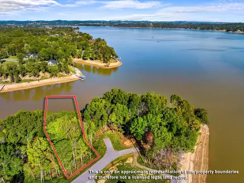 1080 Ridge Point Trl, Dandridge, TN 37725