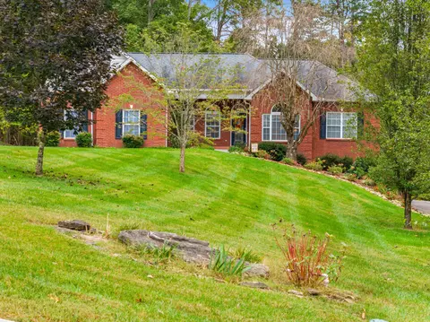 8050 Cross Creek Dr, Talbott, TN 37877