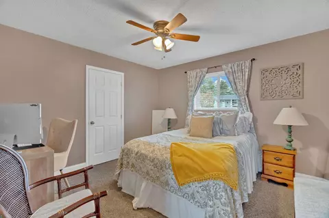 Bedroom - 236 Navaho Trl Trl, Talbott, TN 37877 photo 9 of 9