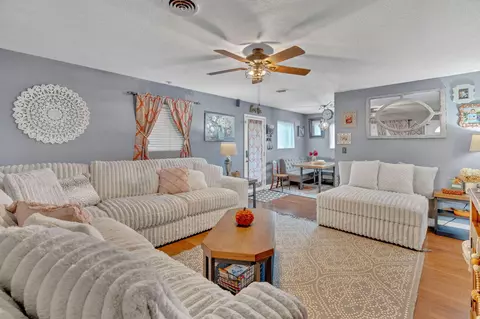 Living - 236 Navaho Trl Trl, Talbott, TN 37877 photo 8 of 9